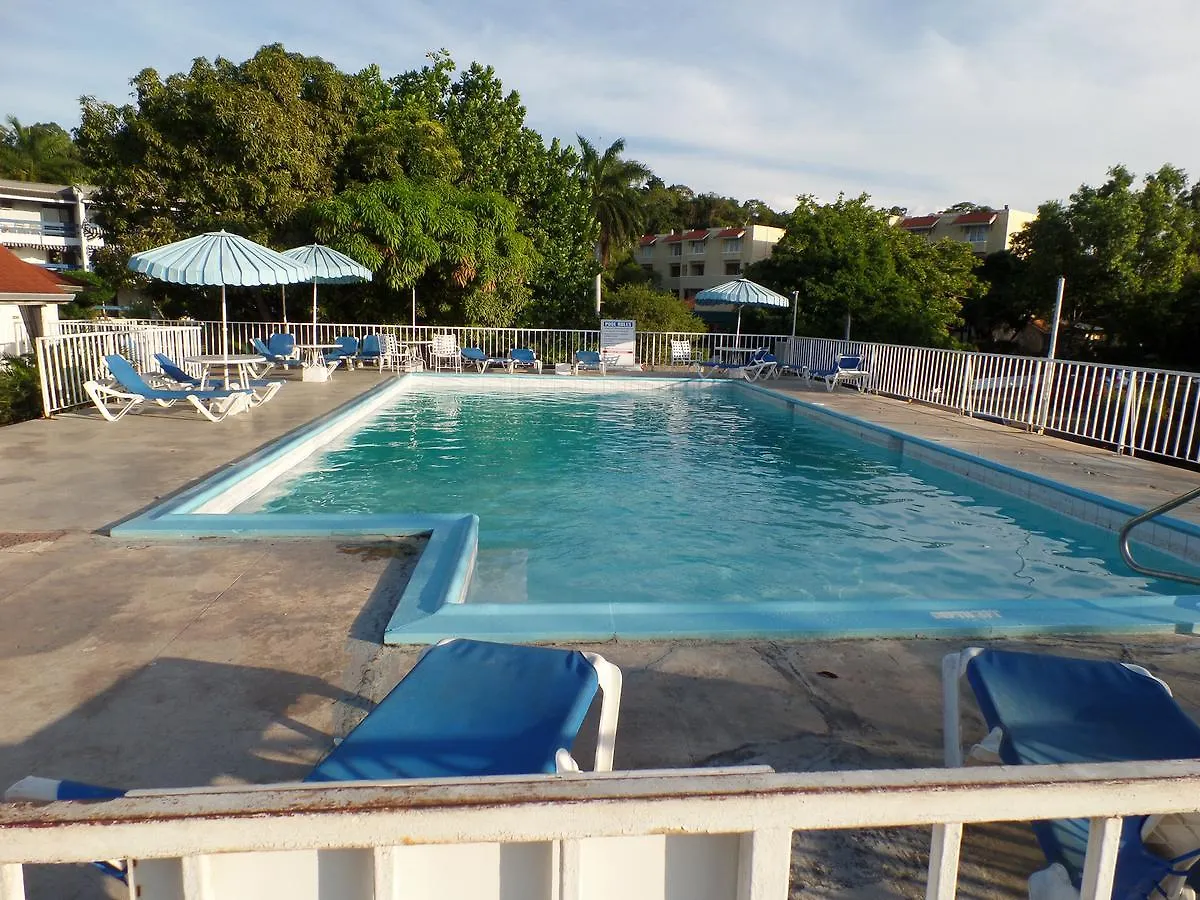 Montego Bay Club Beach Resort Appartement