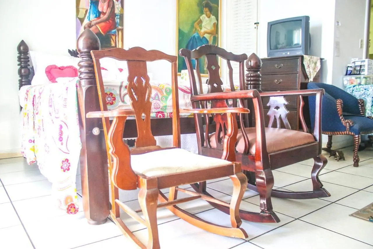 Montego Bay Club Beach Resort Apartment