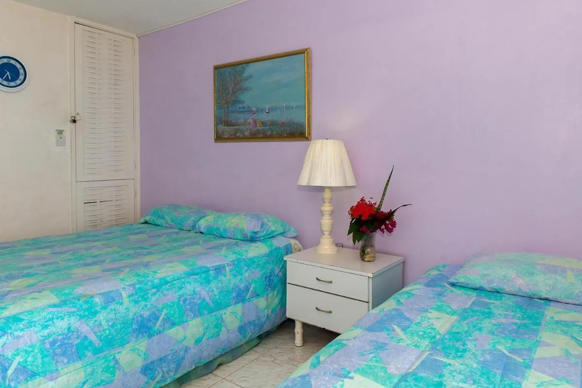 Montego Bay Club Beach Resort Apartment